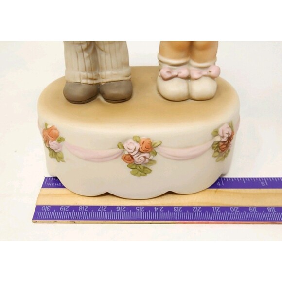 Vintage Enesco Musical Here Comes The Bride & Groom 1989 Porcelain 6.5" Figurine - Picture 10 of 14